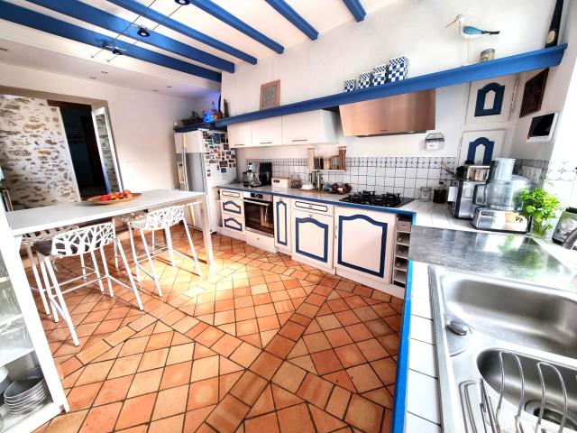 Maison 7 pièces Moisenay disponible à la Vente