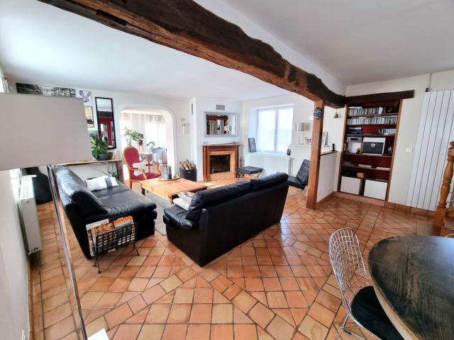 Maison 7 pièces Moisenay disponible à la Vente