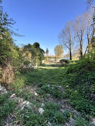 Terrain  pièces Le mee sur seine disponible à la Vente