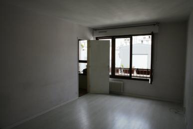 Appartement 1 pièces Paris disponible à la Location