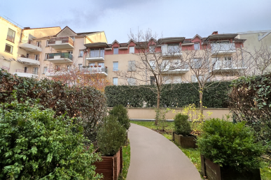 Appartement 5 pièces Melun disponible à la Vente