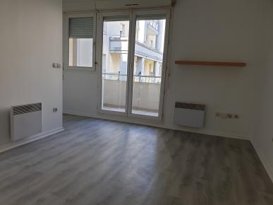 Appartement 1 pièces Melun disponible à la Location