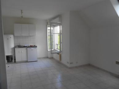 Appartement 1 pièces Melun disponible à la Location