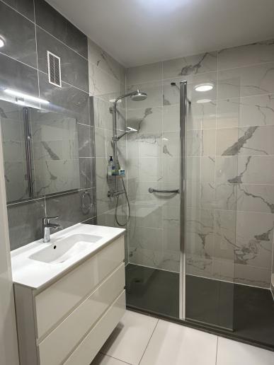 Appartement 5 pièces Vaux le penil disponible à la Vente