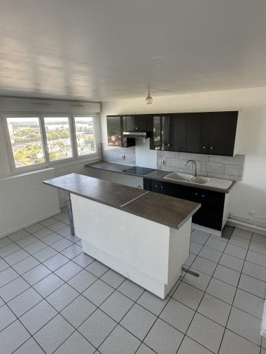 Appartement 3 pièces Le mee sur seine disponible à la Location