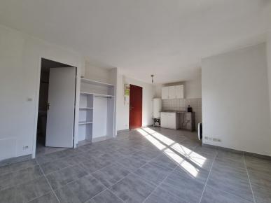 Appartement 1 pièces Melun disponible à la Location