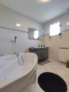 Maison 7 pièces Vaux le penil disponible à la Vente